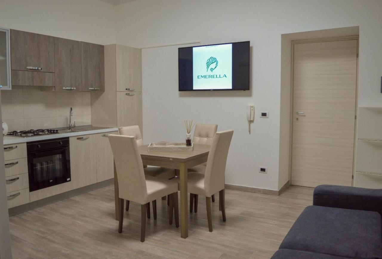 Emerella Luxury Suites-Siderno Lungomare Exteriör bild