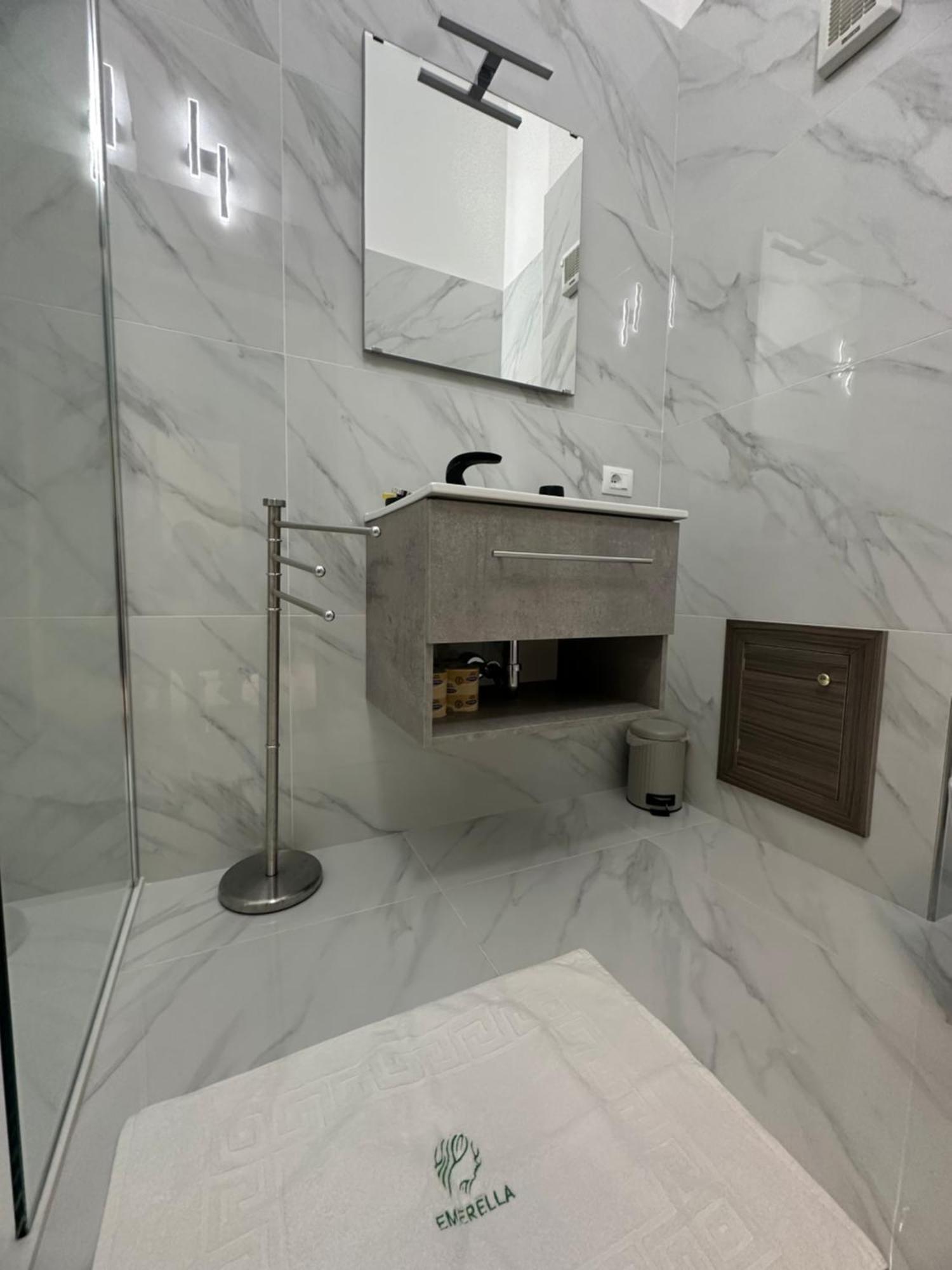 Emerella Luxury Suites-Siderno Lungomare Exteriör bild
