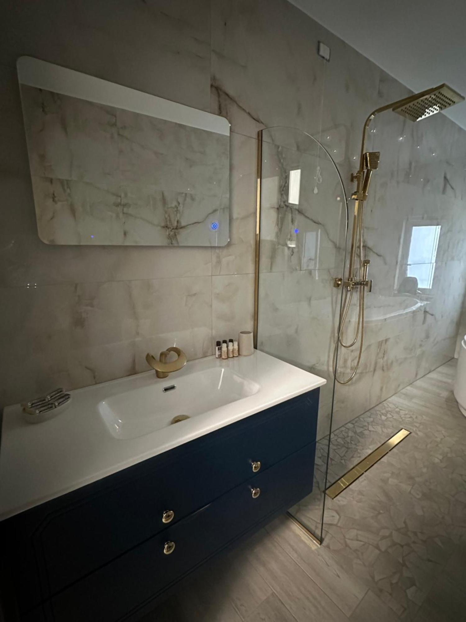 Emerella Luxury Suites-Siderno Lungomare Exteriör bild