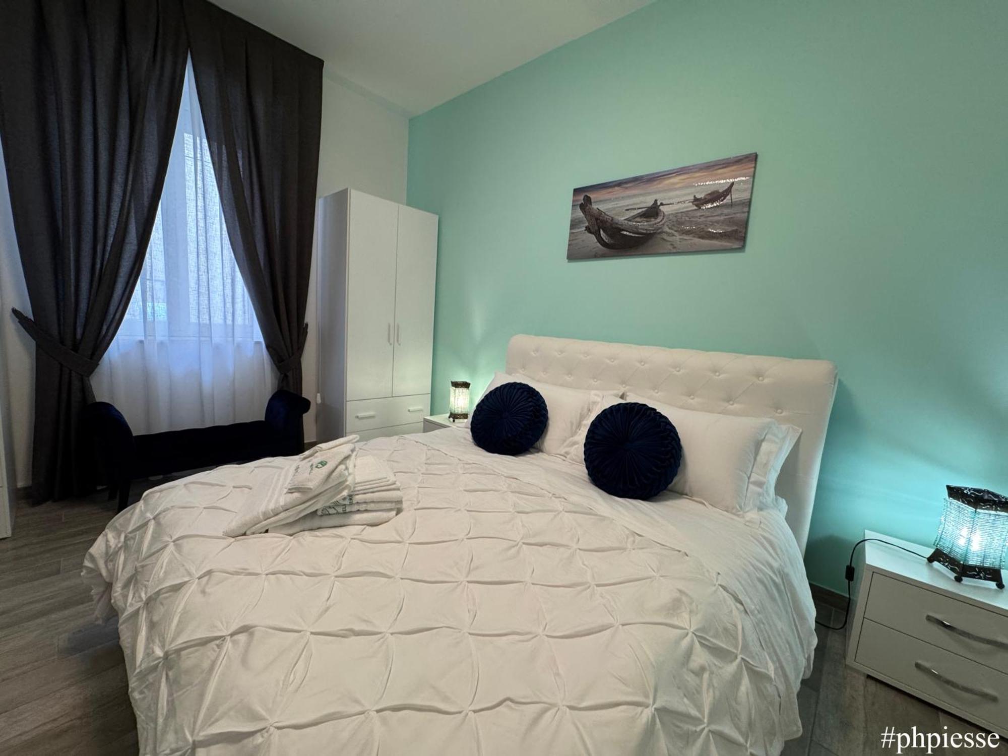 Emerella Luxury Suites-Siderno Lungomare Exteriör bild
