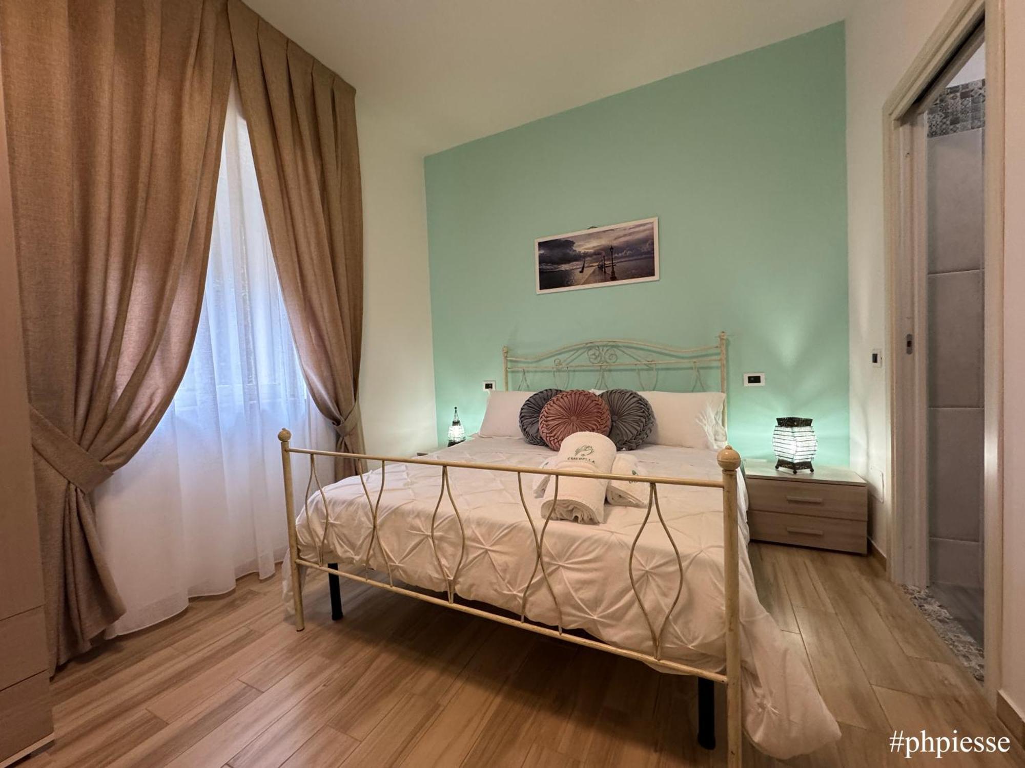 Emerella Luxury Suites-Siderno Lungomare Exteriör bild