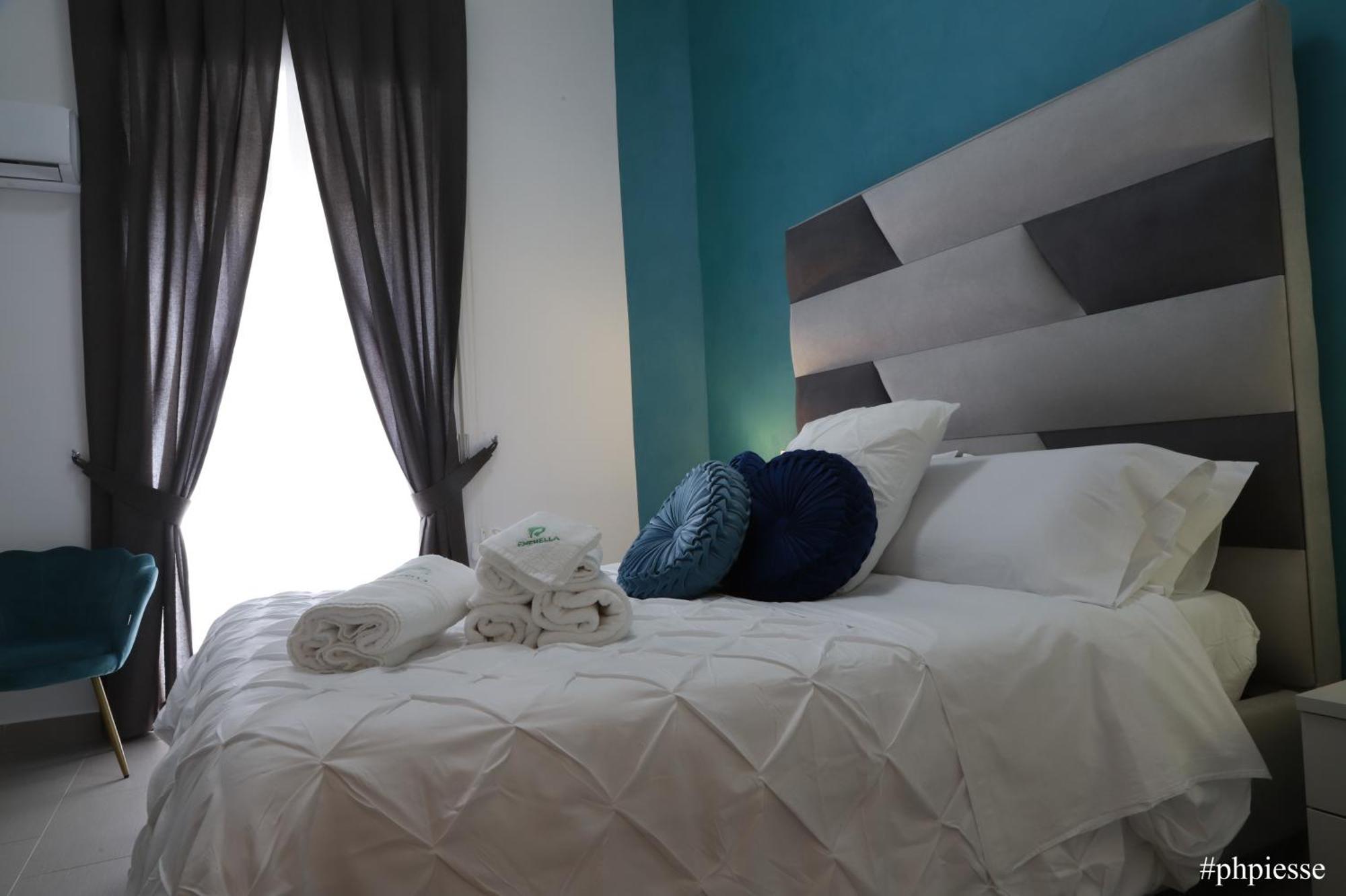 Emerella Luxury Suites-Siderno Lungomare Exteriör bild