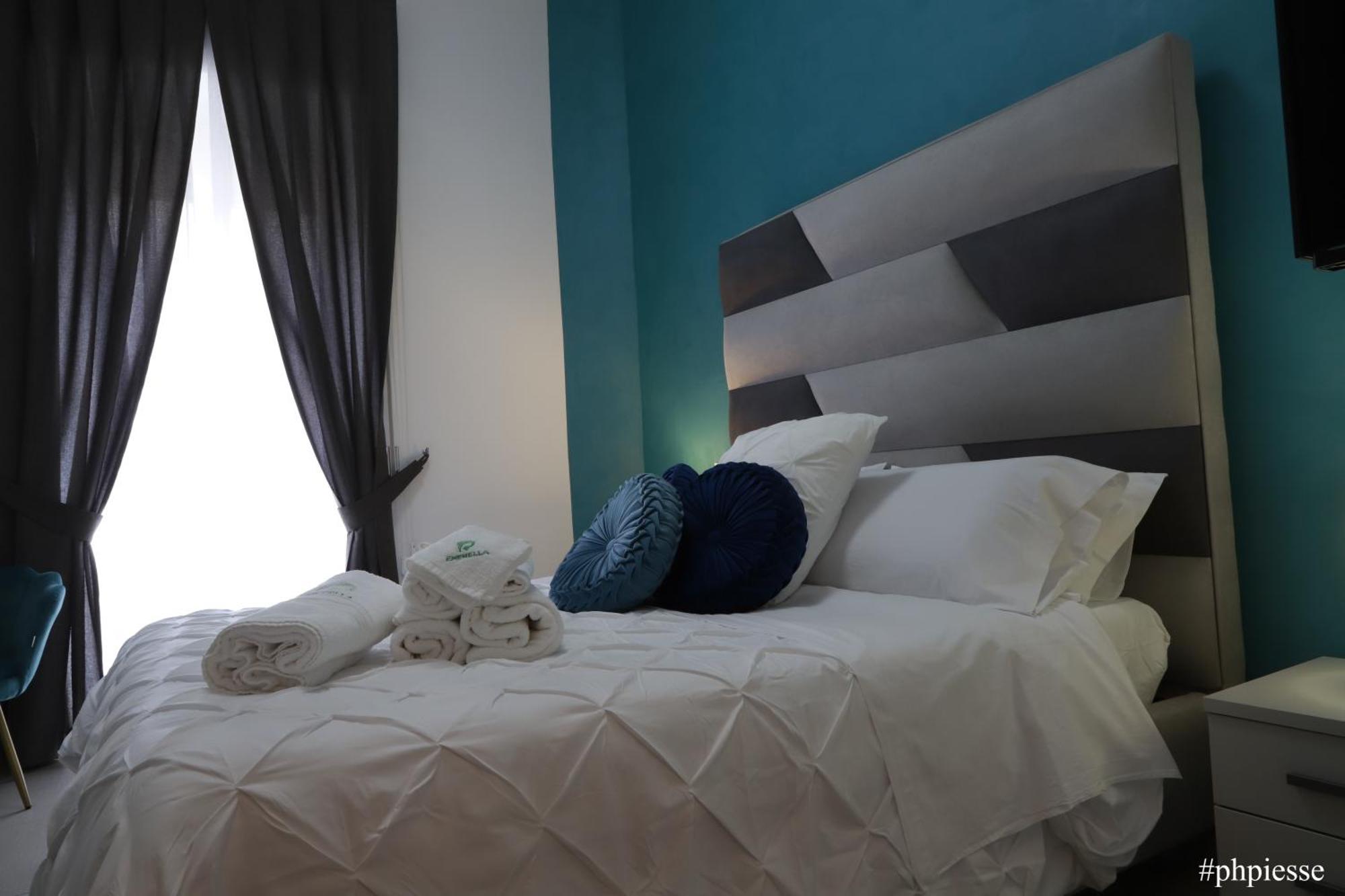 Emerella Luxury Suites-Siderno Lungomare Exteriör bild