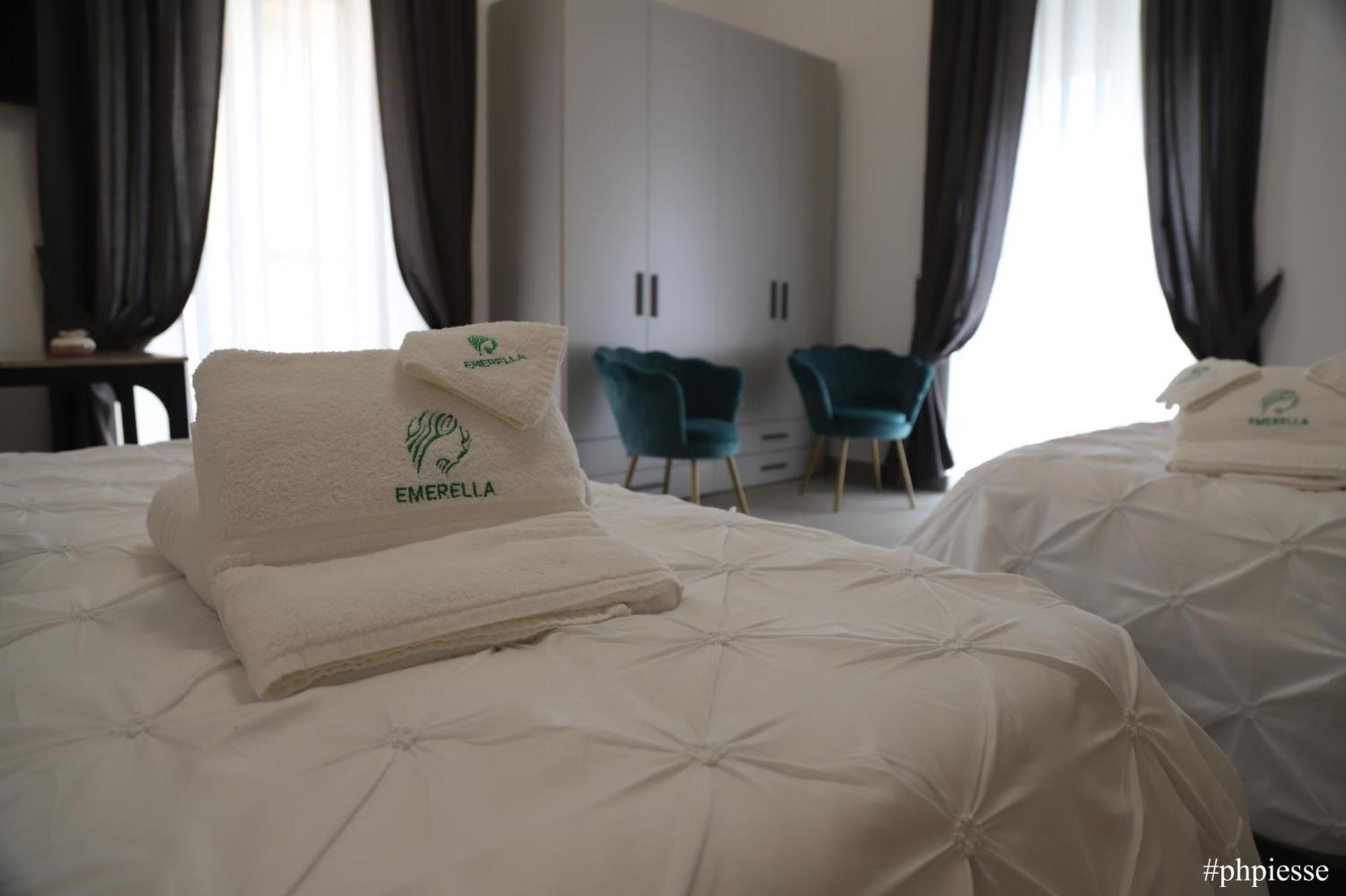 Emerella Luxury Suites-Siderno Lungomare Exteriör bild